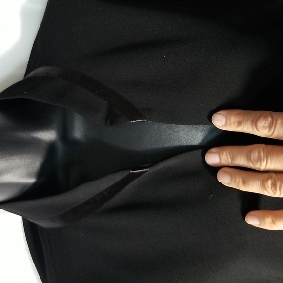 Sz 16 Black "Pierre Cardin" Tuxedo style jacket - Picture 4 of 9